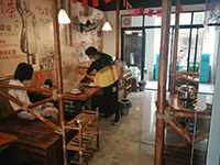 加盟地锅鸡品牌时有哪些注意事项